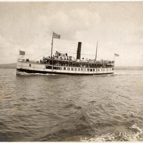 [Ferryboat "The Flyer"]