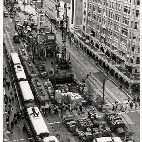 [Construction of Powell Street BART station at 4th and Market streets]