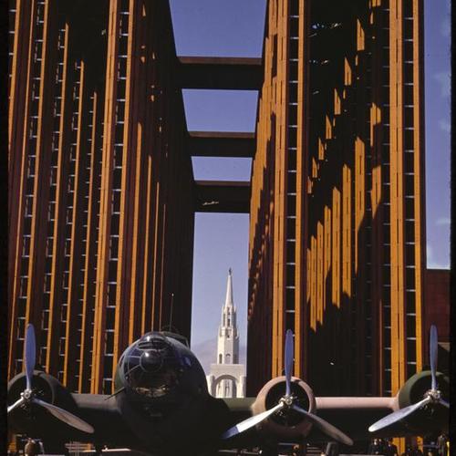 Boeing B-17 in front of Federal Building