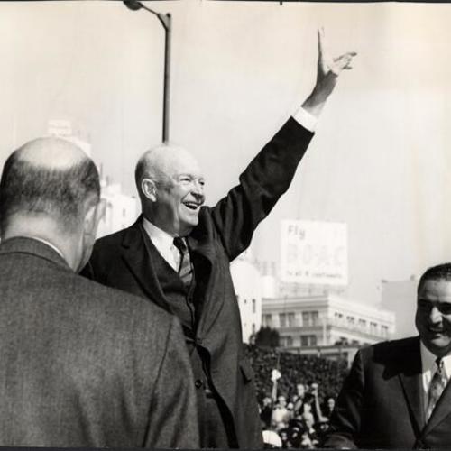 [President Eisenhower with Mayor George Christopher in Union Square]