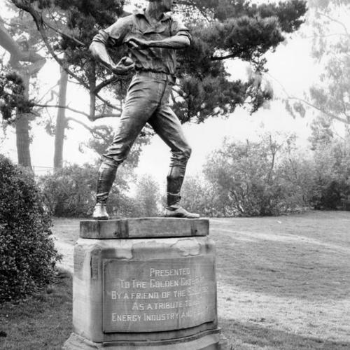 ["Ball Player" monument in Golden Gate Park]