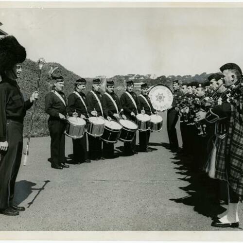 [S.F. police pipe band]