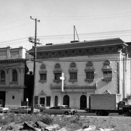 [Building that was formerly the Princess Theatre at 1671 Ellis Street]