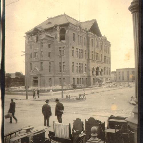 [Girls' High School, located at Geary and Scott, damaged by the earthquake and fire of 1906]
