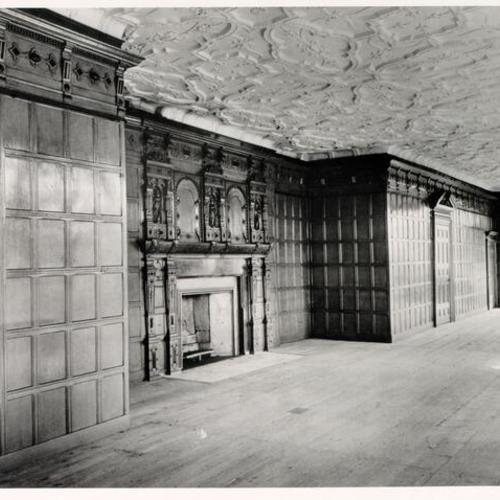 [Oak panelled 17th Century room to be reconstructed at the Cannery]