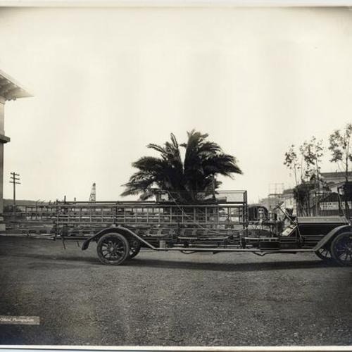 [Fire Department truck on exhibit at the Panama-Pacific International Exposition]