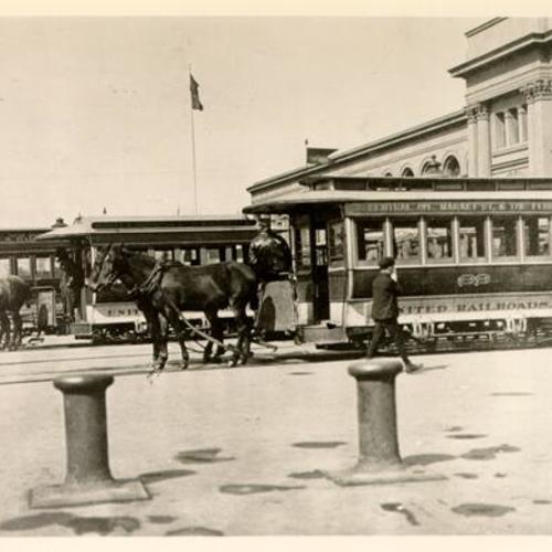 [Horse cars in front of the Ferry Building]
