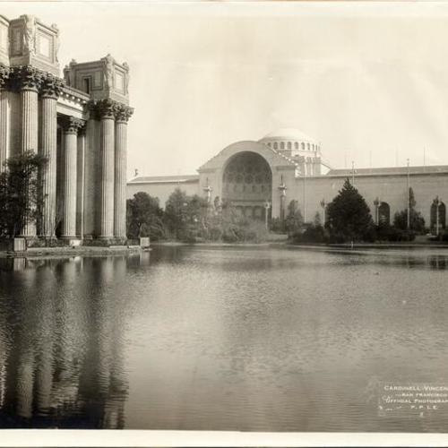 [Colonnades of the Palace of Fine Arts, Lagoon and Dome of the Palace of Education]