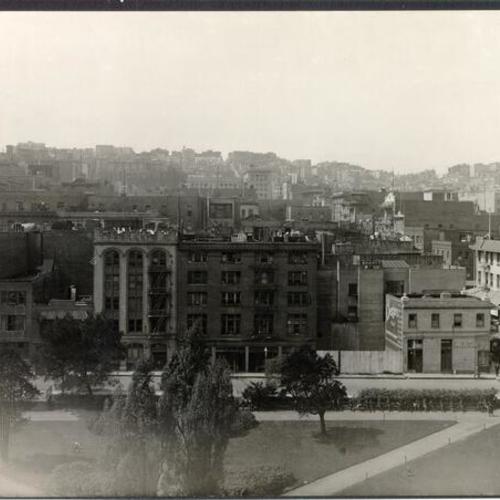 [View of San Francisco, looking west from the Hall of Justice]
