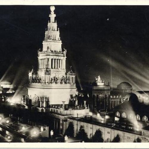 [View of the Tower of Jewels at night, Panama-Pacific International Exposition]