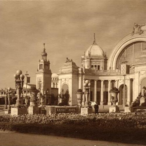 [Festival Hall at the Panama-Pacific International Exposition]