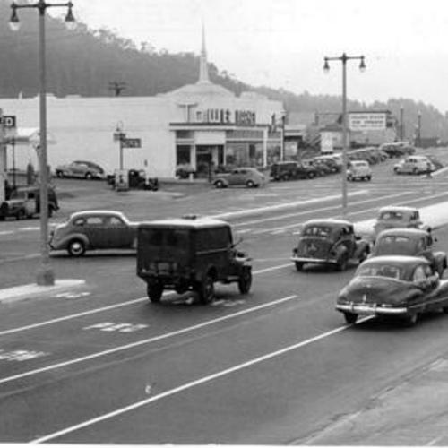 [Intersection of Portola Drive, Woodside Avenue and O'Shaughnessy Boulevard]