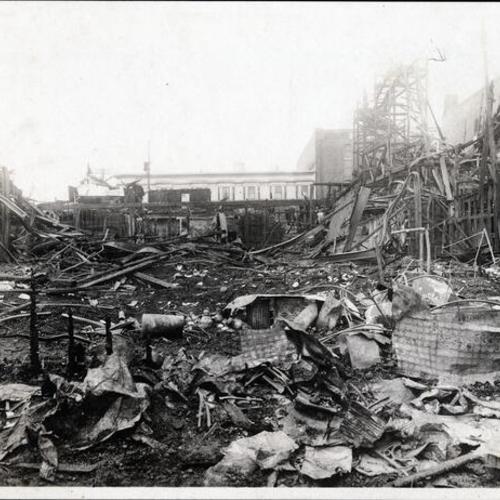 [The Chutes at Fillmore and Eddy streets destroyed by a fire on May 29, 1911]