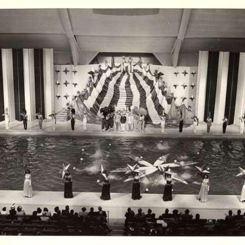 [Swimmers in Billy Rose's Aquacade with Esther Williams, Johnny Weissmuller and Morton Downey(?), Golden Gate International Exposition on Treasure Island]