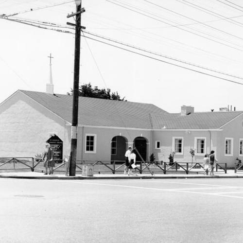 [St. Francis Methodist Church, Noriega & 43rd Ave.]