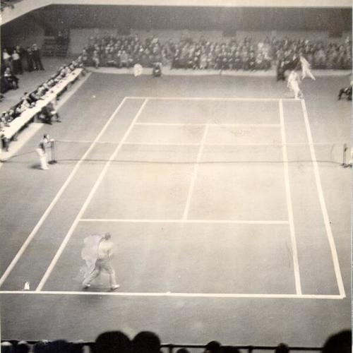 [Vines-Tilden tennis match at the Dreamland Auditorium]