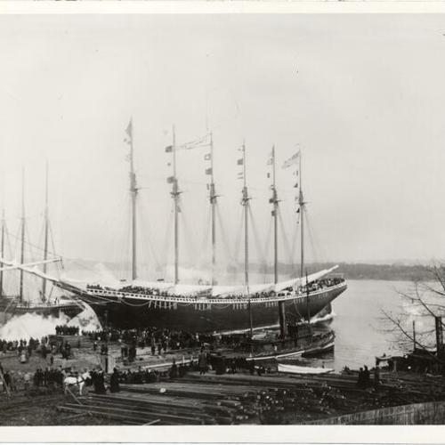 [Six masted schooner "Edward B. Winslow"]