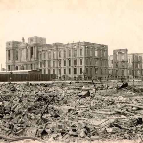 [St. Ignatius Church destroyed by the 1906 earthquake and fire]