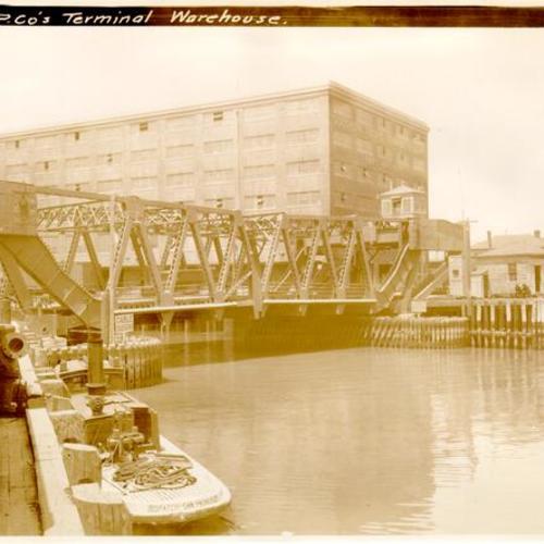 [View of Southern Pacific Company's terminal warehouse at Third street pier]