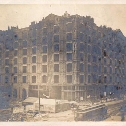 [Ruins of the Palace Hotel at Market and New Montgomery streets]