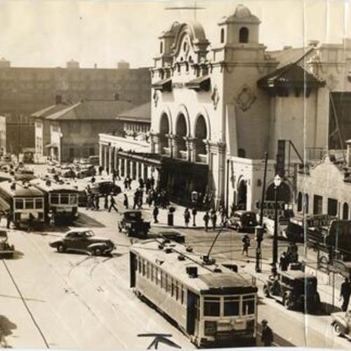[Southern Pacific Depot at 3rd & Townsend streets]