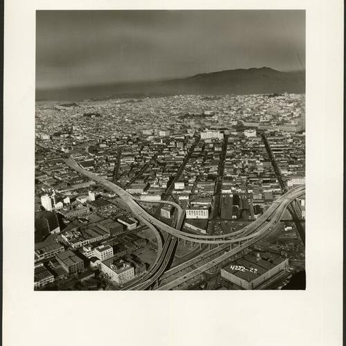[Aerial view of Central Freeway at 13th and Mission streets]
