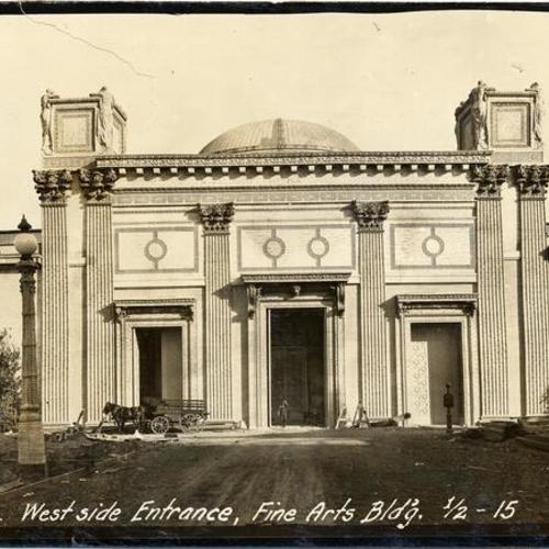 [West side entrance to the Palace of Fine Arts building at the Panama-Pacific International Exposition]