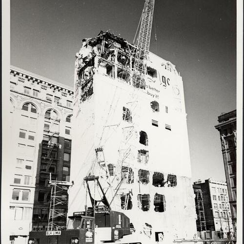 [Demolition of a building at Third and Mission streets to make way for the Yerba Buena Center redevelopment project]