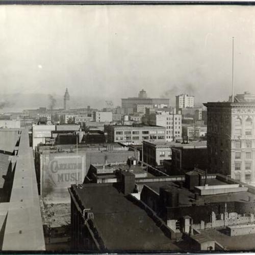 [View of San Francisco, looking southeast from the Hall of Justice]