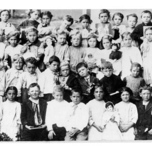[Group of children, Visitacion Valley]