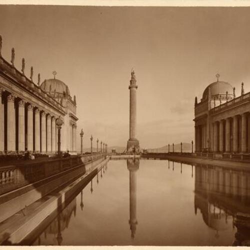 [Forecourt of Stars and Column of Progress at the Panama-Pacific International Exposition]