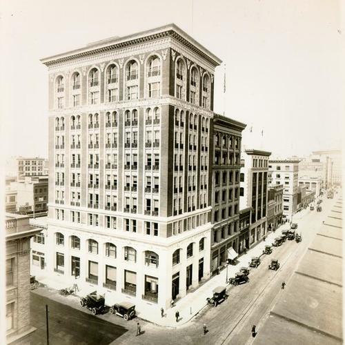 [Newhall Building at California corner of Battery street]