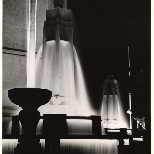 [Court of Honor fountains, Golden Gate International Exposition on Treasure Island]