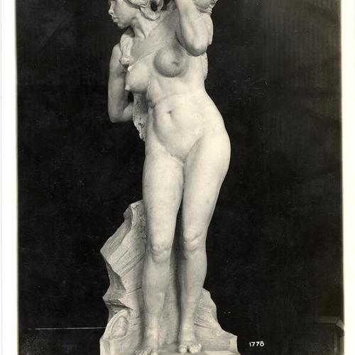 [The Primitive Woman by Albert Weinert at the Panama-Pacific International Exposition]