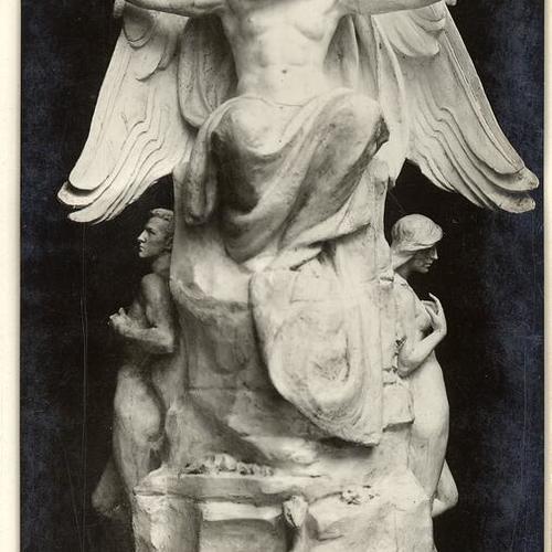 [Genius of Creation in Court of Honor at the Panama-Pacific International Exposition]