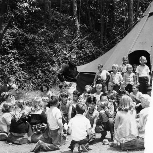 [Children take part in camp activities at Sigmund Stern Grove]