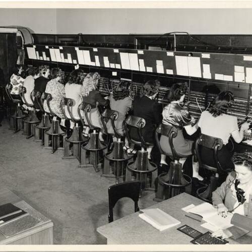[Telephone operators at United Nations Conference, 1945]