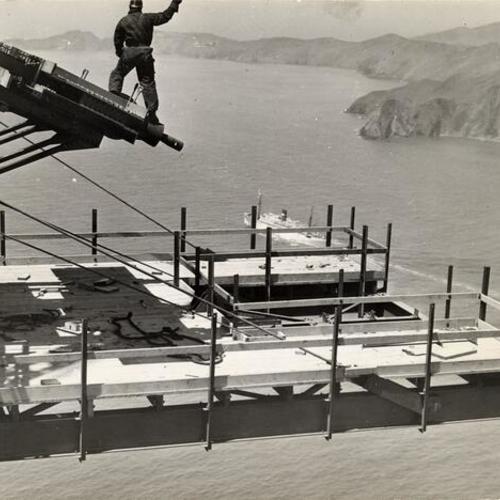 [Construction of the Golden Gate Bridge]
