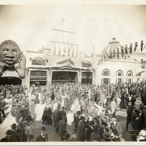 ["Soakum" attraction and Marine Restaurant in The Zone at the Panama-Pacific International Exposition]