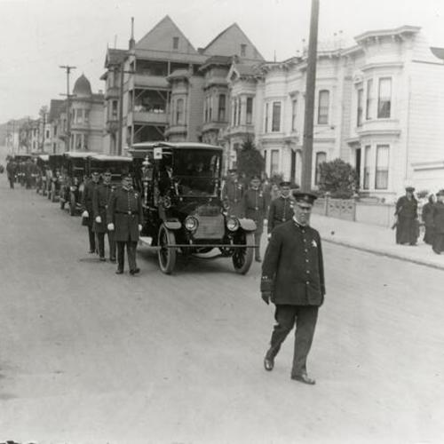 [Funeral procession of policeman Edward Maloney]
