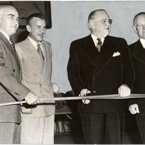 [Mayor Elmer E. Robinson at dedication of new Physical Education Building at San Francisco State College]