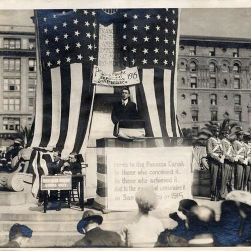 [Secretary of the Interior Franklin K. Lane speaking at Union Square ceremonies on opening day of the Panama-Pacific International Exposition]