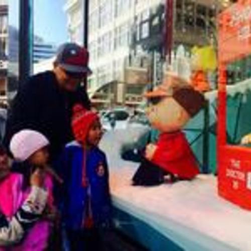 [Aurora, Jesela, Keanae and Rodante in front of Macy's Christmas display at Union Square]