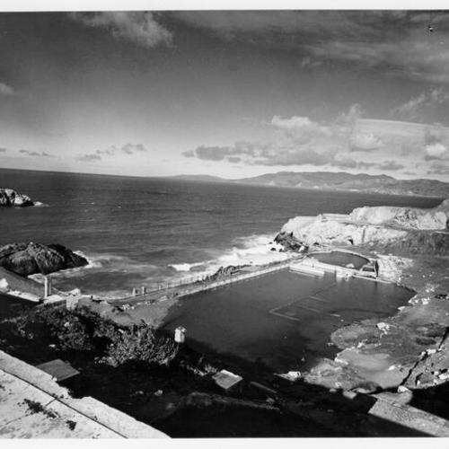 [Sutro Baths after the fire]