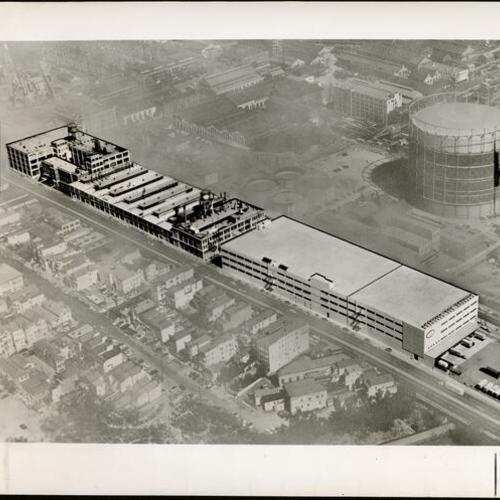 [Aerial view of the American Can Company plant at 3rd Street and 20th Street]