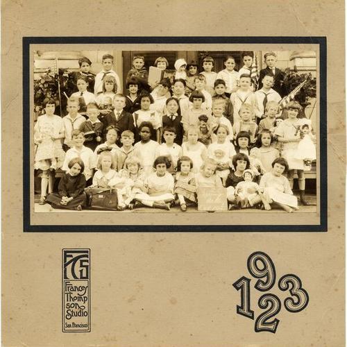 [Class photo from Spring Valley Elementary School, 1923]
