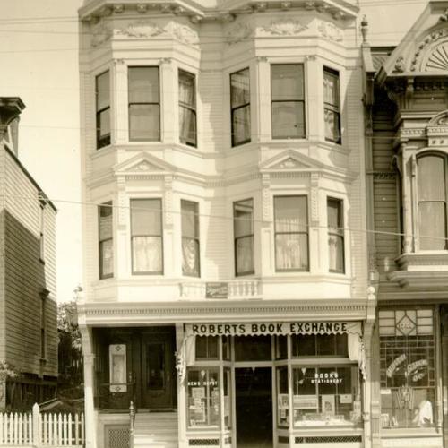 [Roberts Book Exchange located on the first floor of a building on Fillmore street]