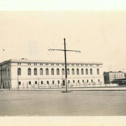 [Exterior view of Main Library in 1910's]
