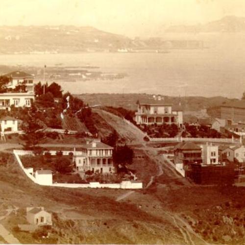 [View of Russian Hill taken from Telegraph Hill overlooking the bay]