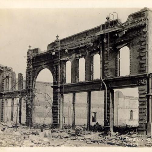 [Ruins of the Orpheum Theatre at 119 O'Farrell Street, between Stockton and Powell streets]